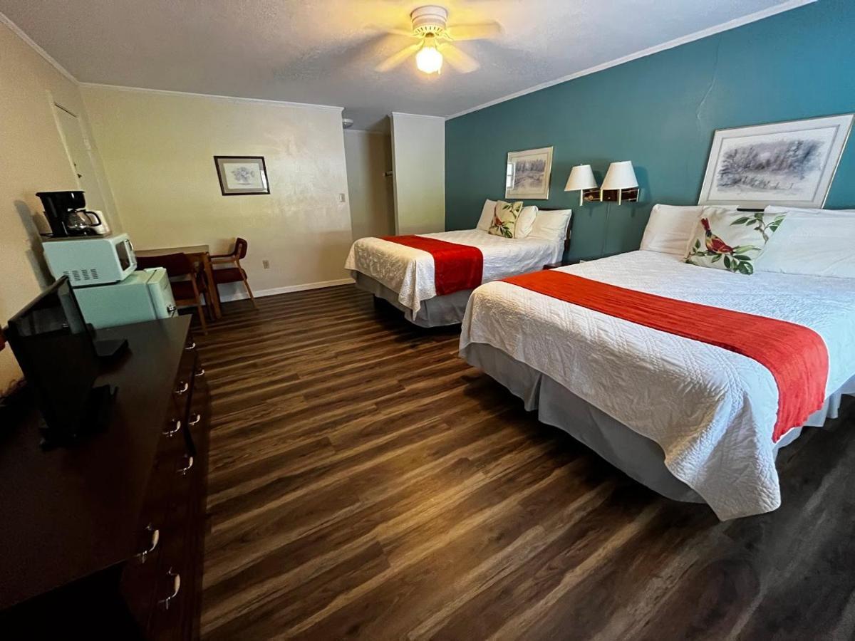 Meadowlark Motel With Restaurant & Bar マギー・バレー エクステリア 写真